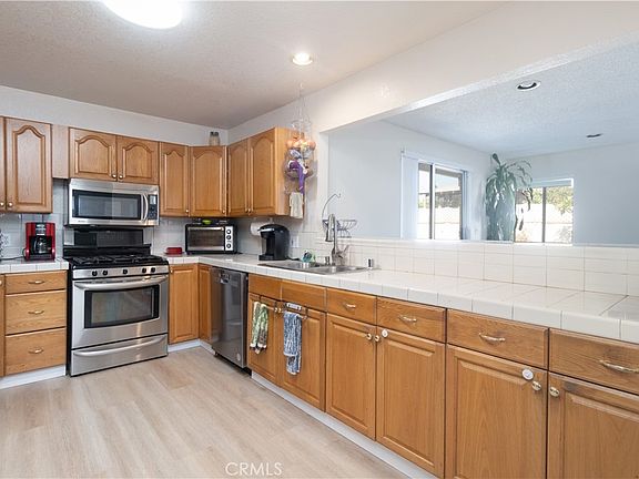 3rd image of 324 N Vincent Ave