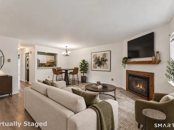 51 Willow Springs #51, New Milford, CT 06776
