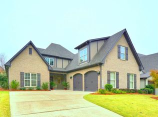 375 Strathaven Dr, Pelham, AL 35124