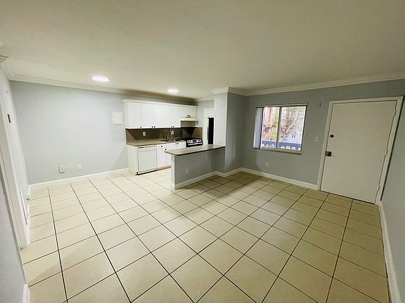 2nd image of 890 NW 45th Ave APT 32