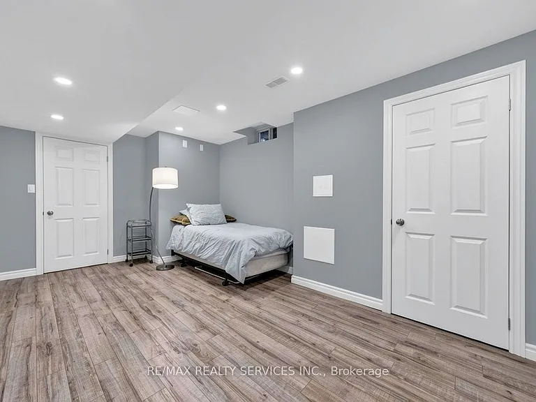 93 Bologna Rd #LOWER — Photo 11