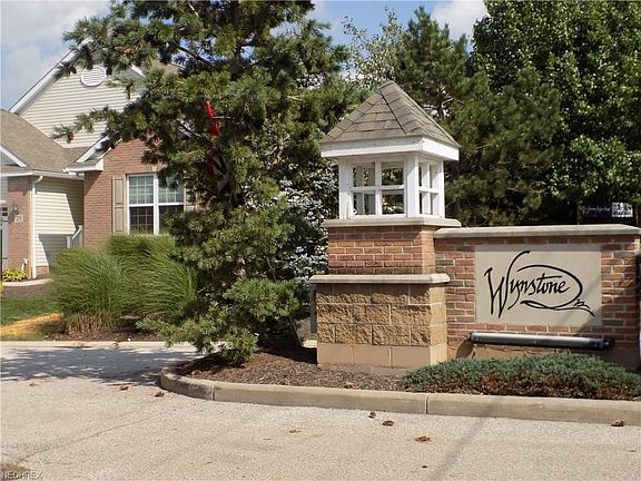 2nd image of 25 Wynstone Dr
