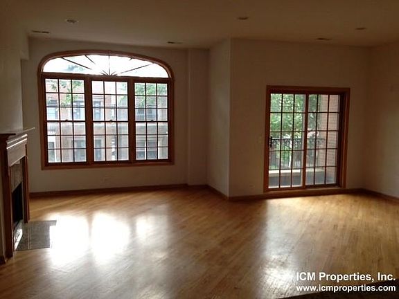 2nd image of 3338 N Sheffield Ave #2A