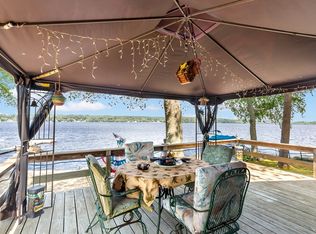 22 Fuller Shores Rd, Lakeville, MA 02347