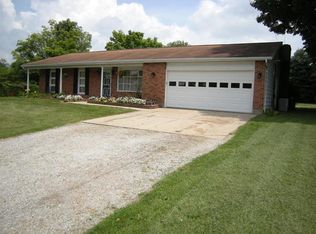 9775 Country Club Rd, Piqua, OH 45356