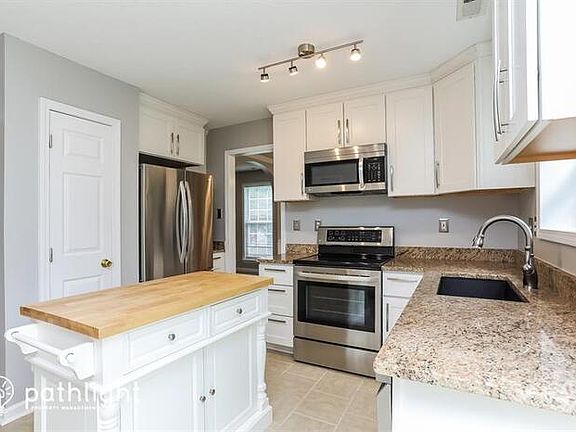 2nd image of 415 Greymist Dr