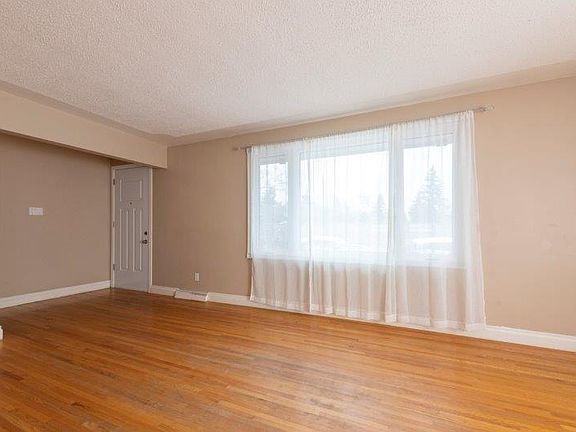 2nd image of 5007 N Waverley Dr SW