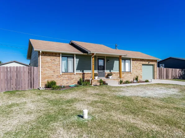 408 N Hickory Ln, Maize, KS 67101