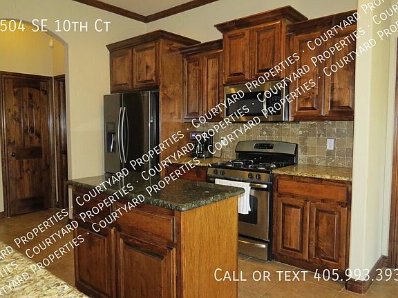 3rd image of 2504 SE 10th Ct