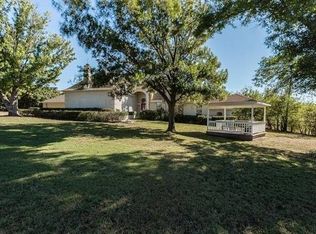 12029 Stevens Dr, Benbrook, TX 76126