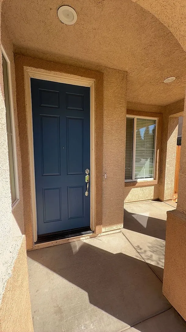 2390 River Rock Dr. Merced Avalable Now! — Photo 3
