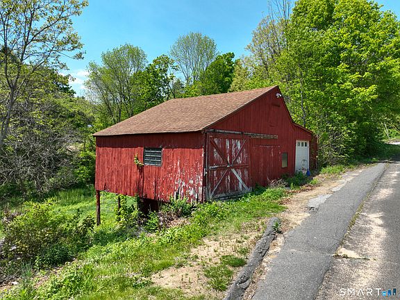 5th image of 28 Old Monson Road