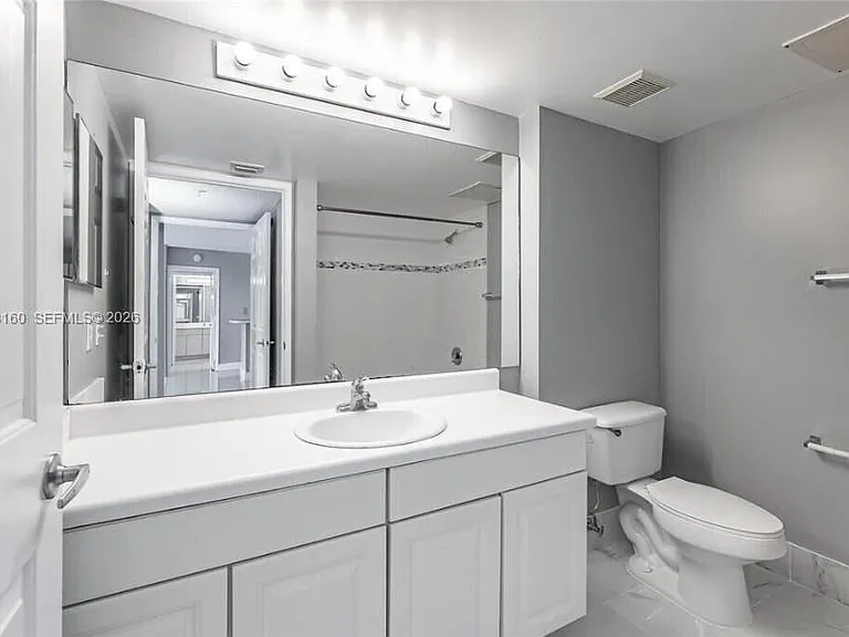 2600 S University Dr #124 — Photo 9