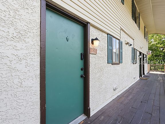 2nd image of 156 Dillon Rd APT 225