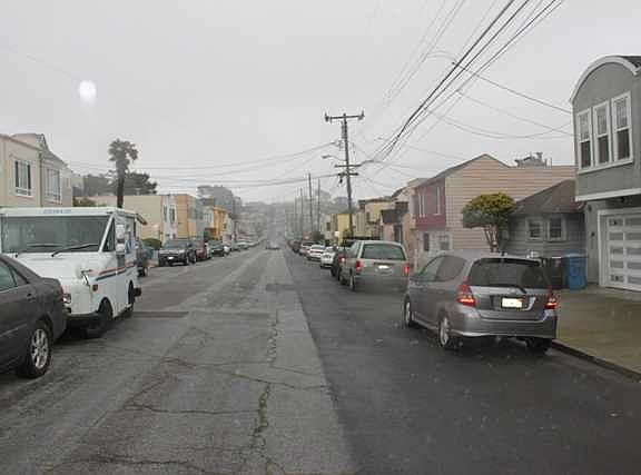 4th image of 237 Montana St
