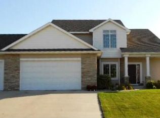 2270 Jade Pl NE, Rochester, MN 55906