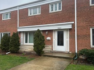 1125 Peterson Ave #C, Park Ridge, IL 60068