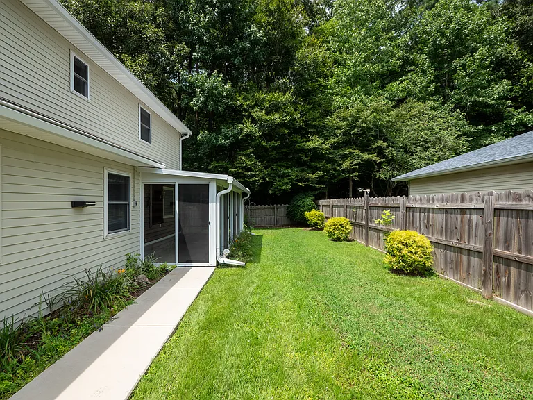 1768 Olympic Dr — Photo 38