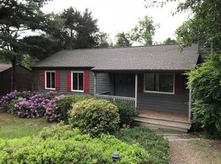 1812 Brenda Ct, Charlottesville, VA