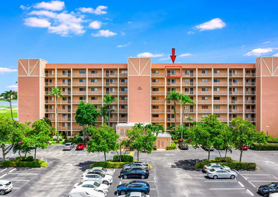 1st image of 7260 Kinghurst Dr Penthouse 5