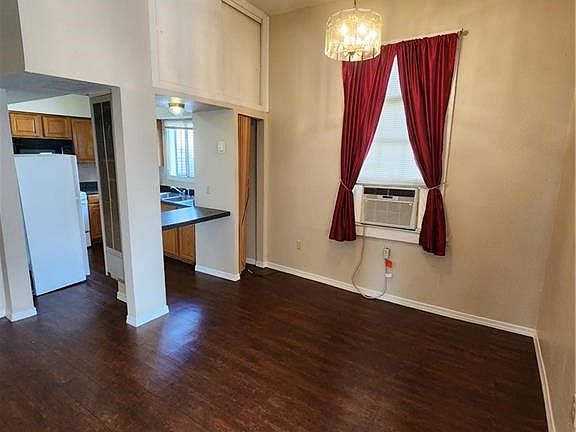 2nd image of 3315 Iberville St #1/2