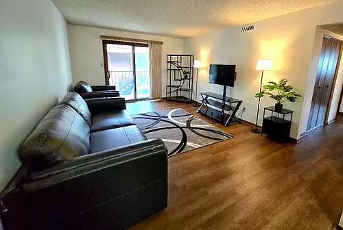 3034 SW Lydia Ave #211 Photo 1