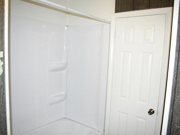 4th image of 2849 Eagledale Dr