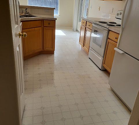 Kitchen and dining area