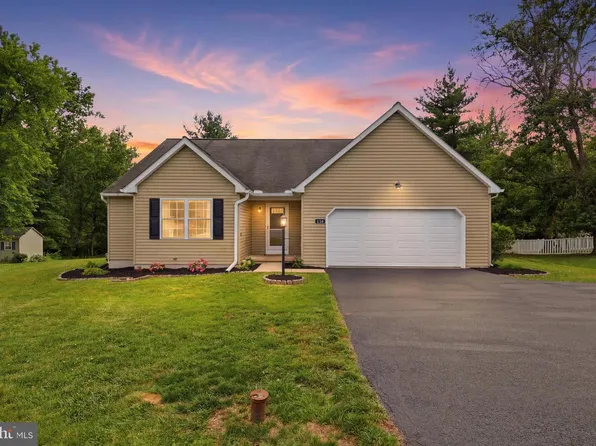100 Cedar Dr, Dover, PA 17315