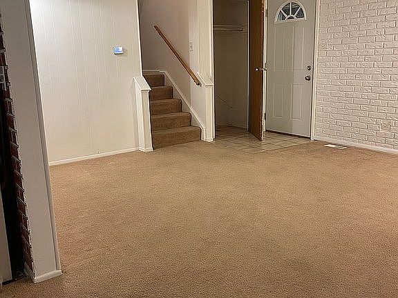 5th image of 185 Grissom Ln