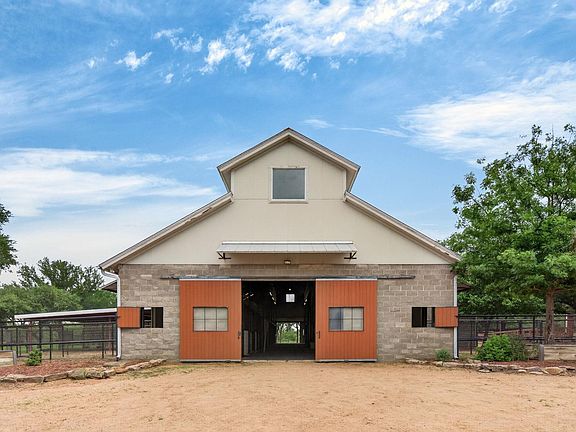 3rd image of 3307 Sunset Cliff Road