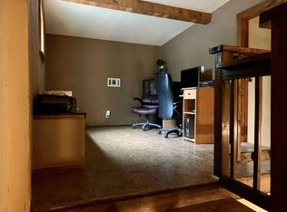 431 Falling Leaf Rd, Wharton, TX 77488