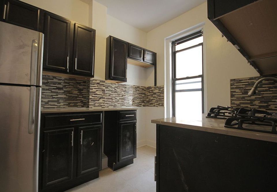 1st image of 25-10 31st Ave #2F