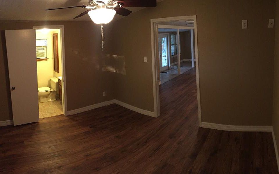 Master BR w/ on-suite bath