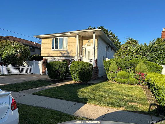 3rd image of 82 Bedford Road