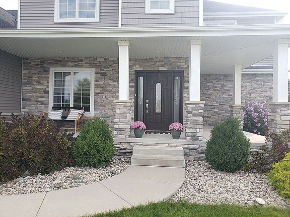 4th image of 9943 Wisteria Ln