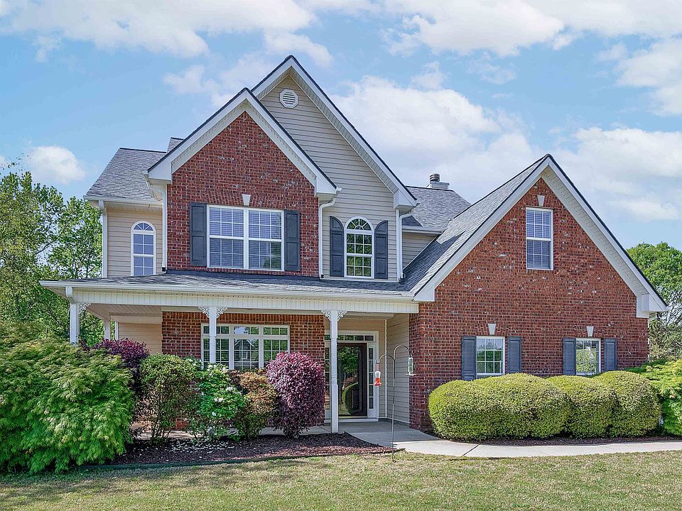 1st image of 216 Calli Ct