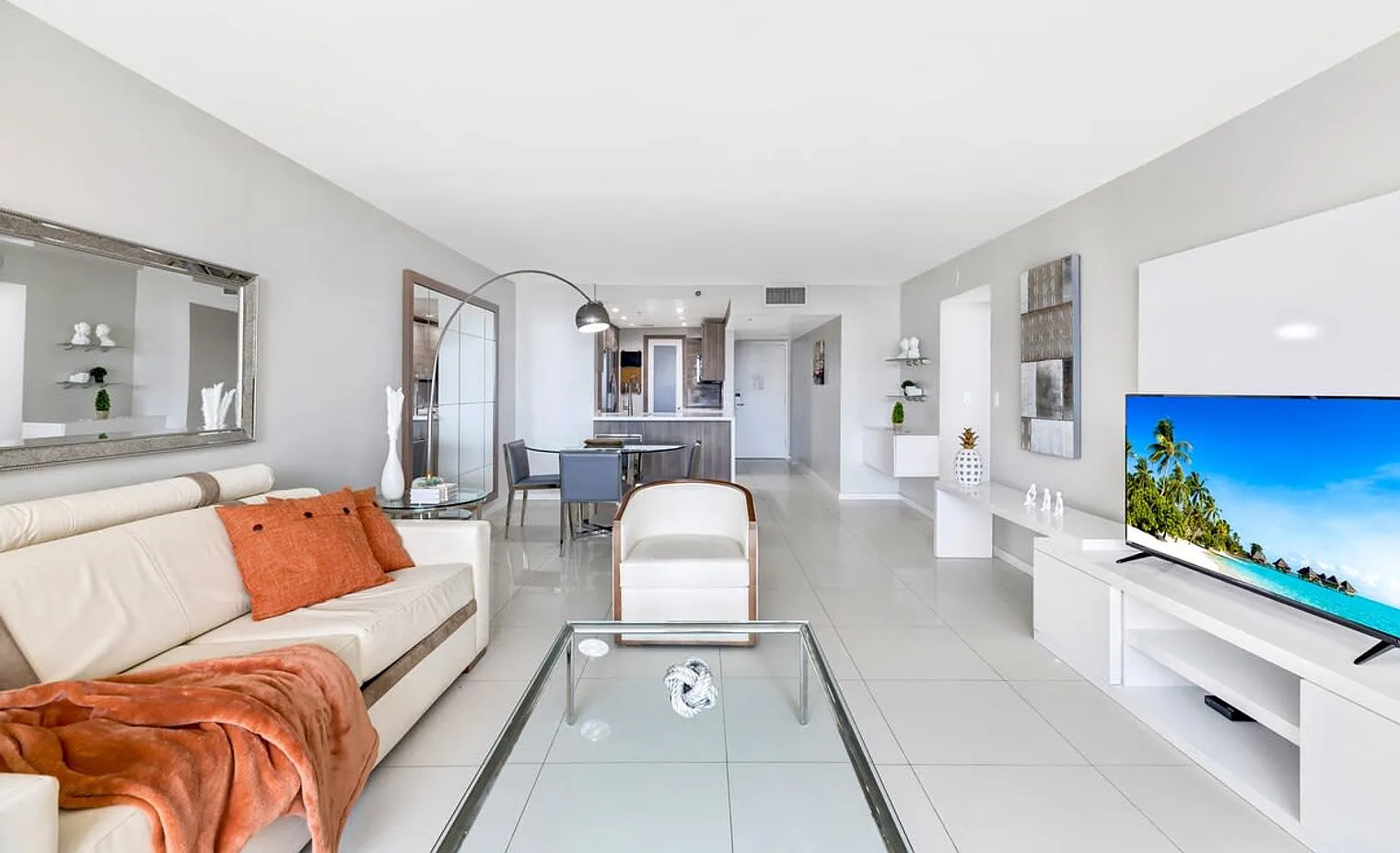 3 bed, 2.0 bath, 1506 sqft, $14,730 — Photo 4