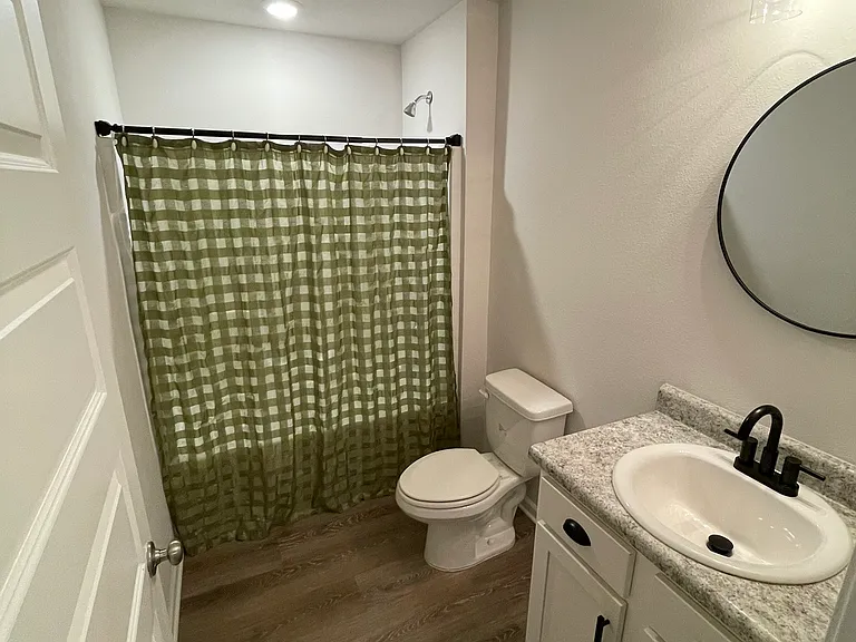 5240 Peach Dr — Photo 10