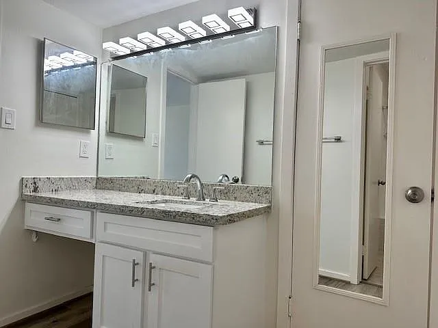 1 bed, 837 sqft, $1,400 — Photo 2