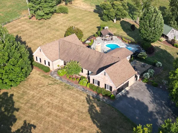 18254 Old Jonesboro Rd, Abingdon, VA 24211