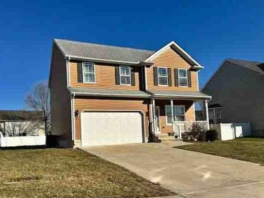 2nd image of 365 Northdown Dr