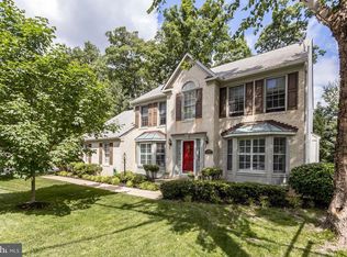 8534 Hooes Rd, Springfield, VA 22153