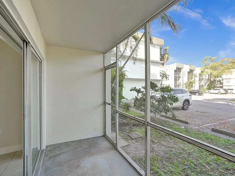 4205 N University Dr #108 — Photo 26