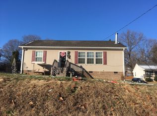 506 W Academy St, Madison, NC 27025