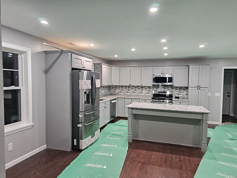 78 West Ave — Photo 5