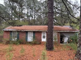 3104 Joye Cir, Spring Lake, NC 28390