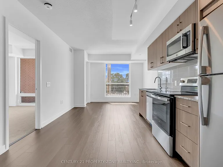 4010 Eglinton Ave W #227 — Photo 3