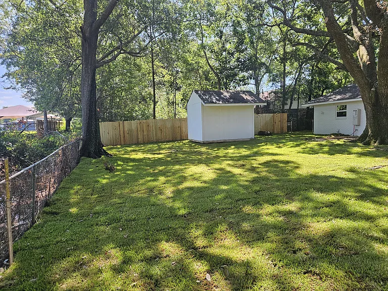 108 Beverly Dr — Photo 9