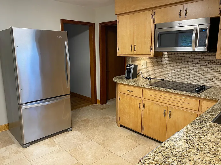 673 Fairview Rd — Photo 8